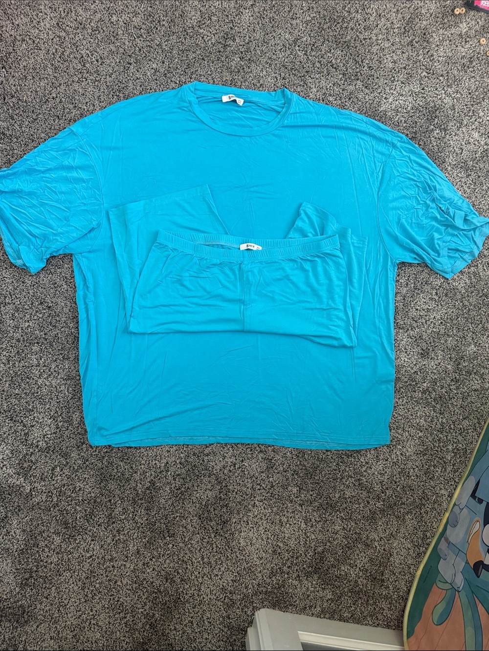 NWOT Basic Bae Super oversized lounge set ( Size XL )
